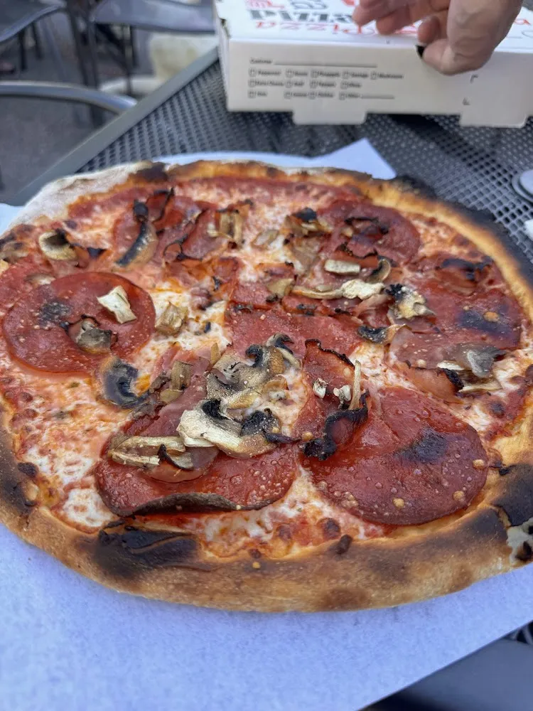 Ham Pepperoni Mushroom Pizza